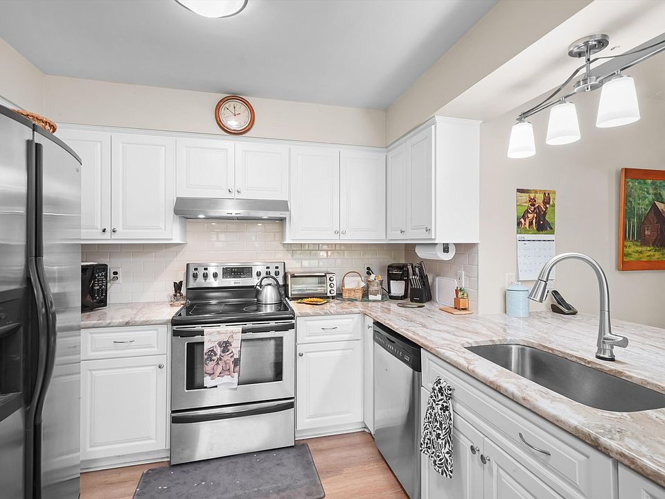 45145 Jeanette Ave, photo 29