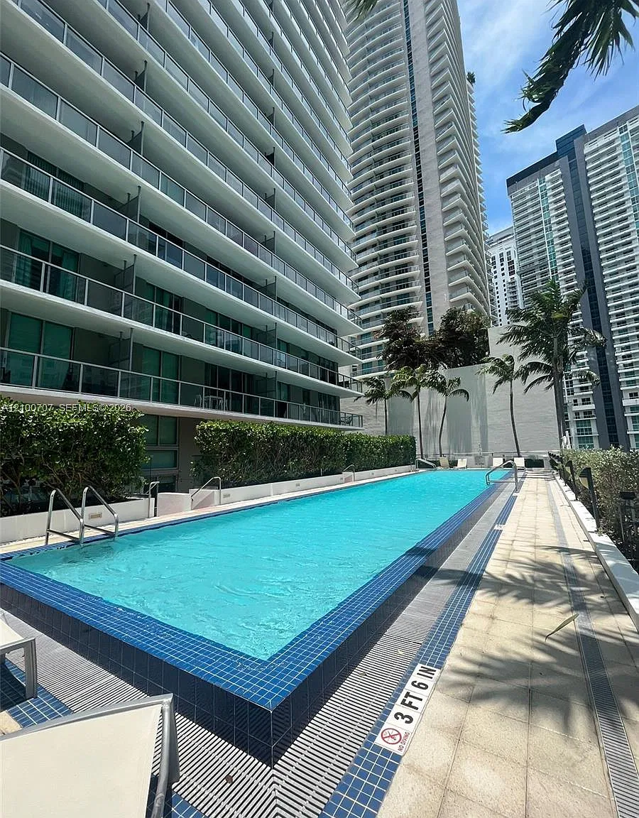 The Axis On Brickell Cond — Photo 3