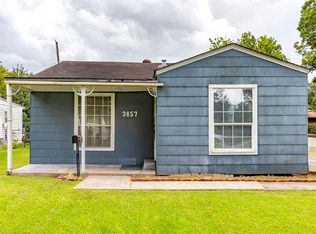 3857 Kinard Ave, Groves, TX 77619