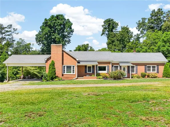 1864 Cotton Creek Rd, Biscoe, NC 27209