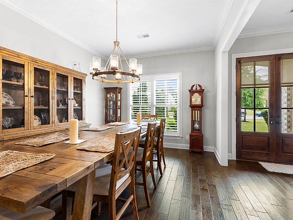 5th image of 1631 Exmoor Ln