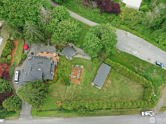 2nd image of 18334 NE 146th Way