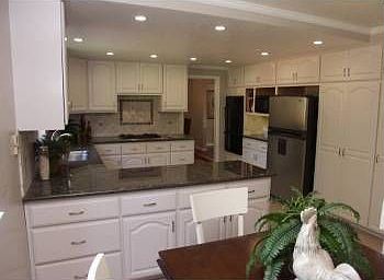 5th image of 1758 W Selby Ln