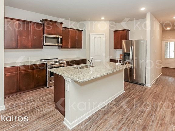 4th image of 11486 Brookwood Dr