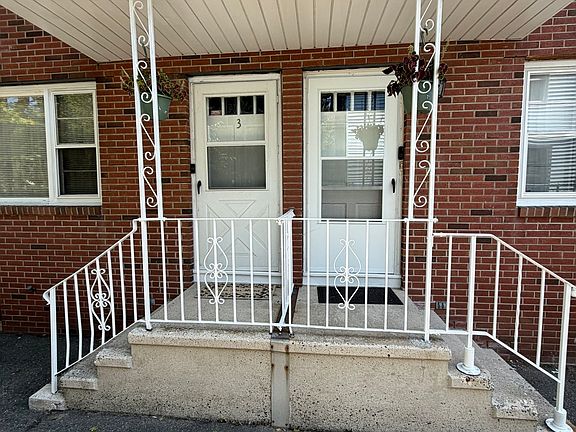 3rd image of 55 Parmalee Avenue