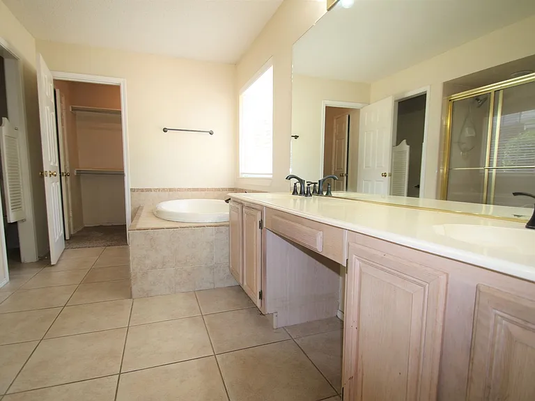 3412 Derby Ct — Photo 14