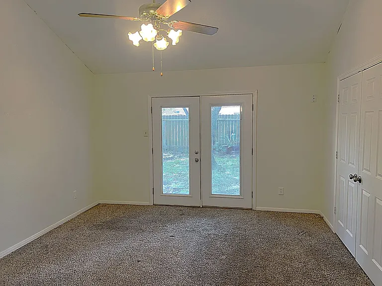 3307 Golden Willow Dr — Photo 22