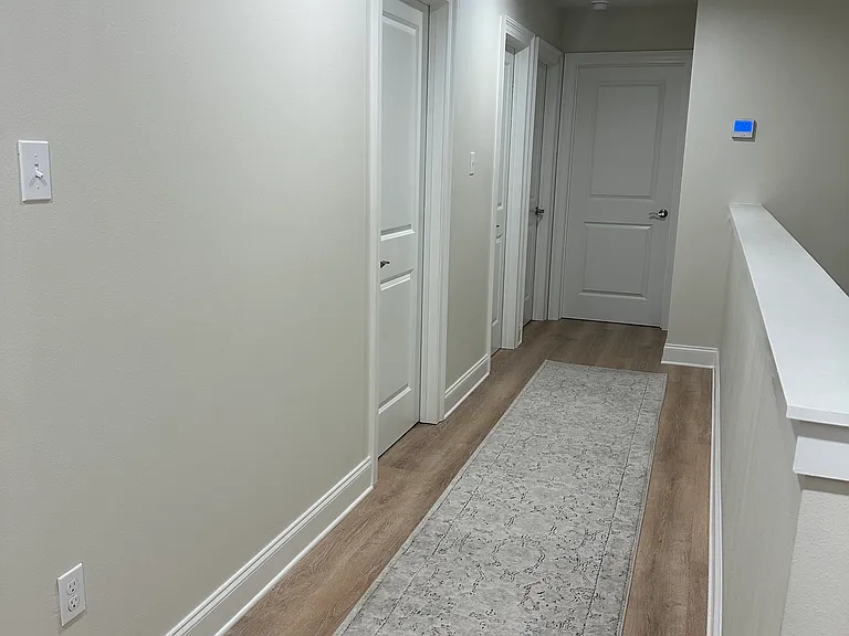 122 E 3rd St — Photo 13