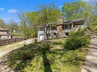 4135 NE Kelsey Rd, Kansas City, MO 64116