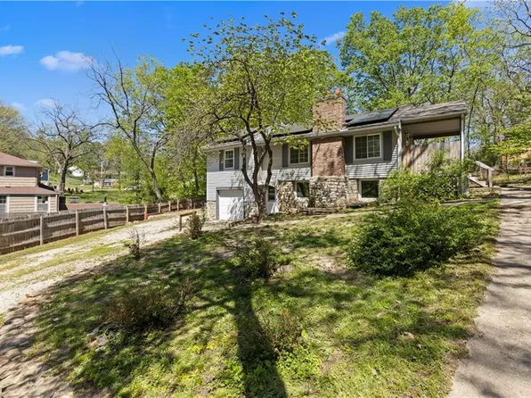 4135 NE Kelsey Rd, Kansas City, MO 64116