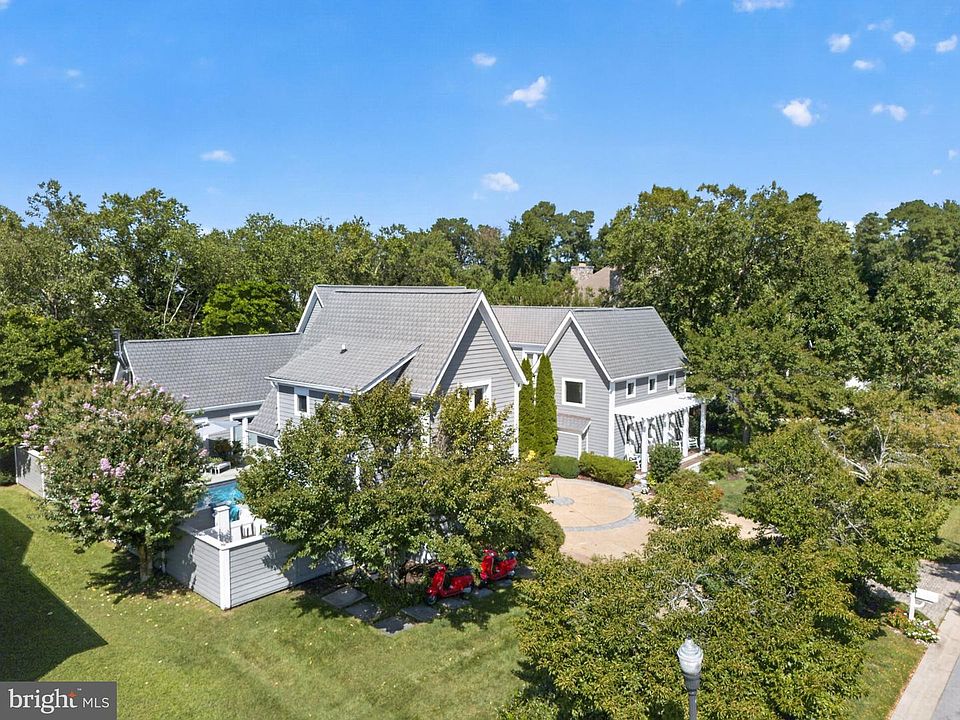 1st image of 23 Wades Ct