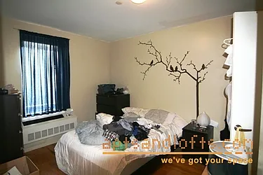 Rented by aptsandlofts.com