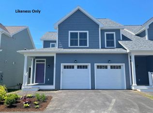Hillside at O'Brien Farm, South Burlington, VT 05403