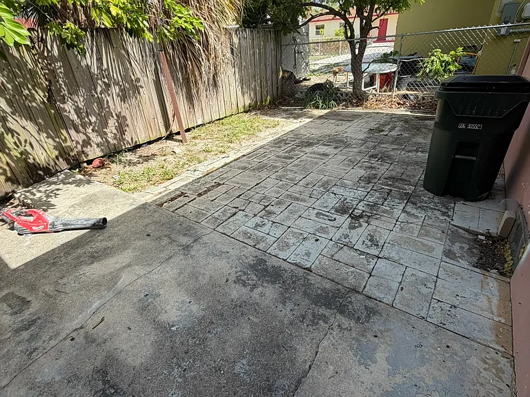 926 S F St #1 — Photo 15