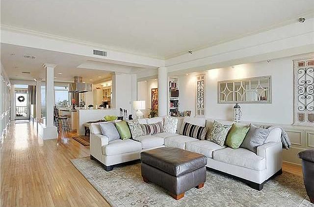 1st image of 123 Walnut St APT 1103