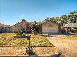 1502 W Gemini Rd, Edmond, OK 73003