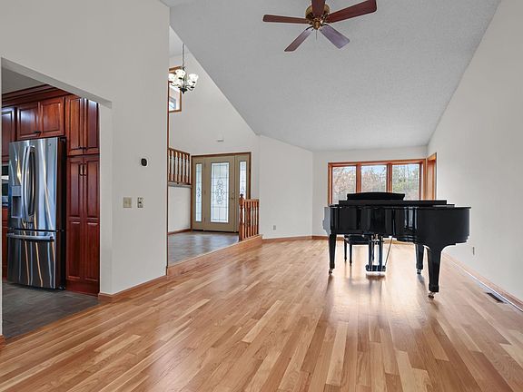 3rd image of 11960 Albavar Path