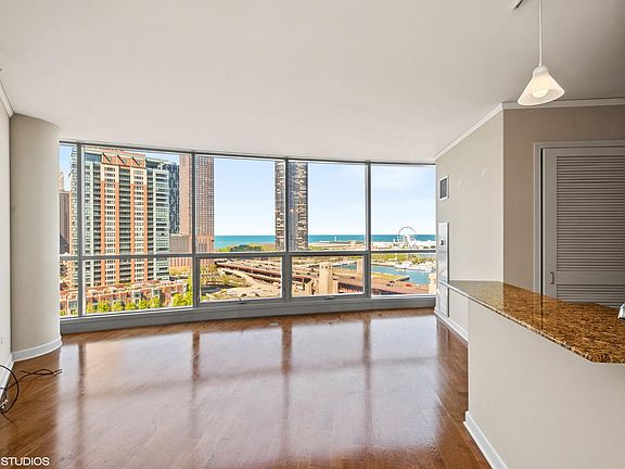 2nd image of 420 E Waterside Dr Unit 1112