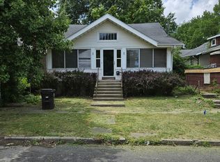 2015 N Indiana Ave, Peoria, IL 61603