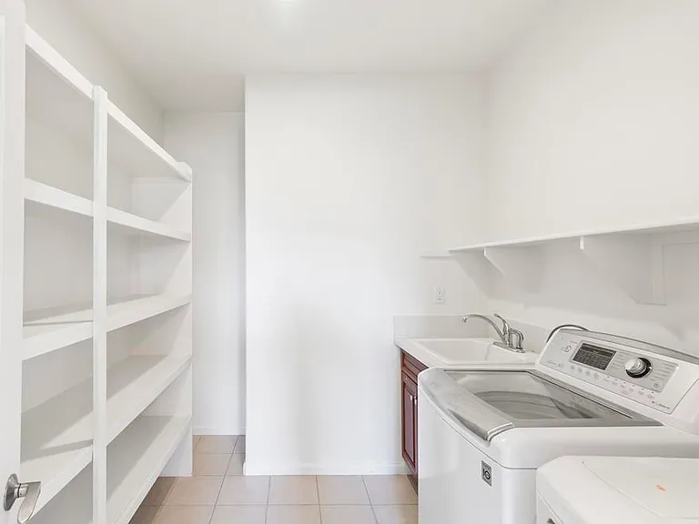 6820 Lopez Canyon Way — Photo 42