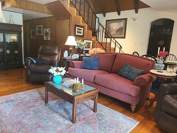 4th image of 156 Pinehurst Dr