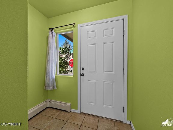 5th image of 1632 Woodroe Ln #3