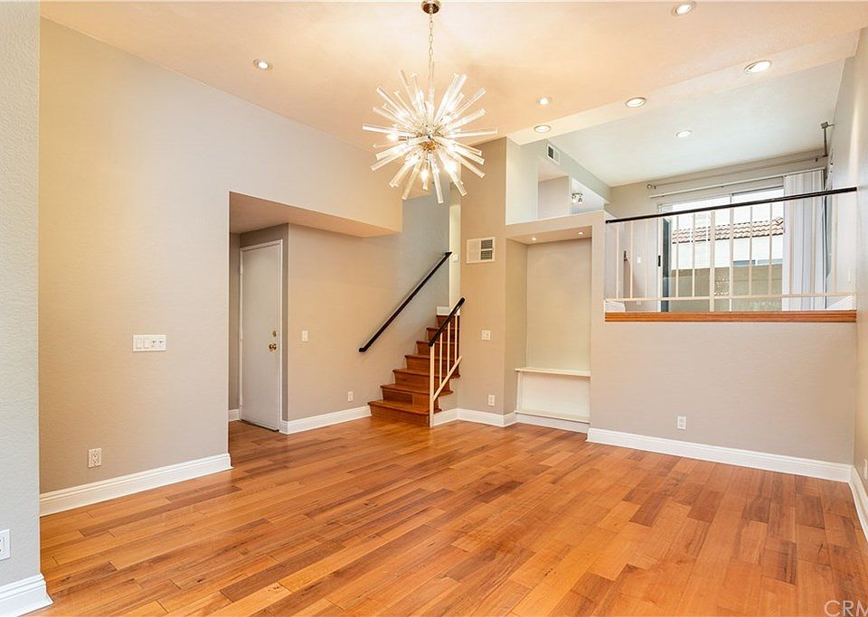 1st image of 5455 Sylmar Ave APT 805