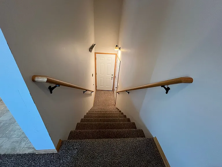1112-1178 Scout Dr — Photo 25