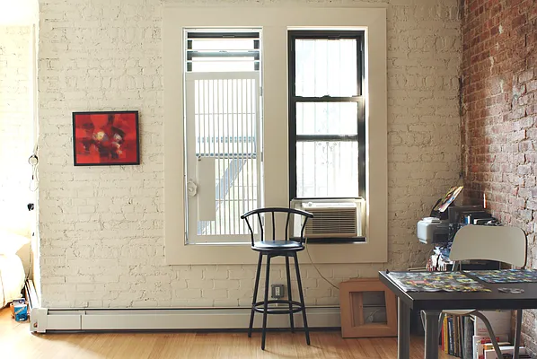 Rented by Nooklyn NYC LLC | media 7