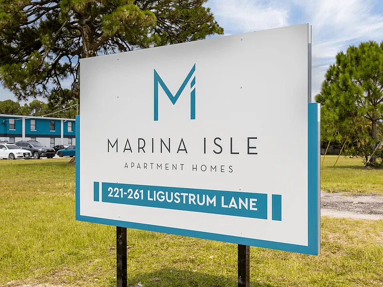 Marina Isle — Photo 17