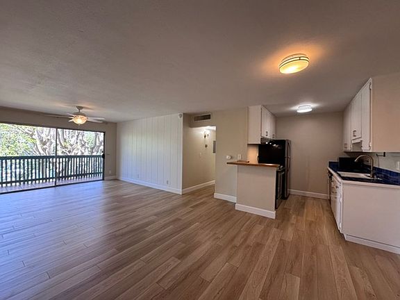 4th image of 576 N Bellflower Blvd Unit 209
