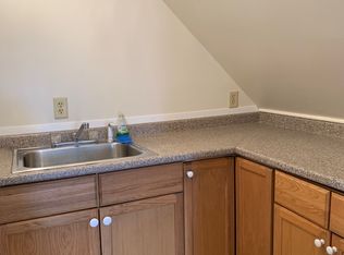 612 Bell St APT 3, Manchester, NH 03103
