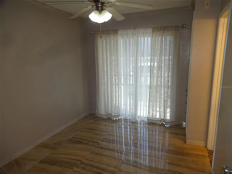 123 Blue Point Way #100 — Photo 12