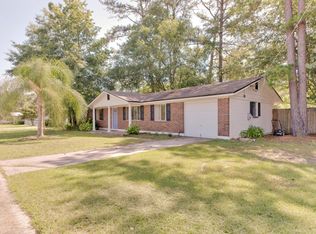 1729 Old Middleburg Rd N, Jacksonville, FL 32210