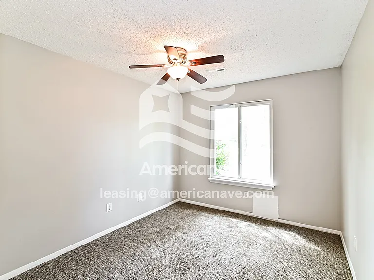 1621_012_bedroom_13.jpg