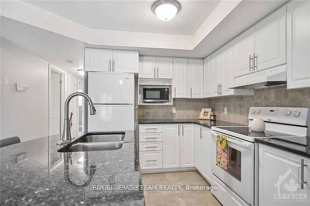 2 bed, $2,300 — Photo 3