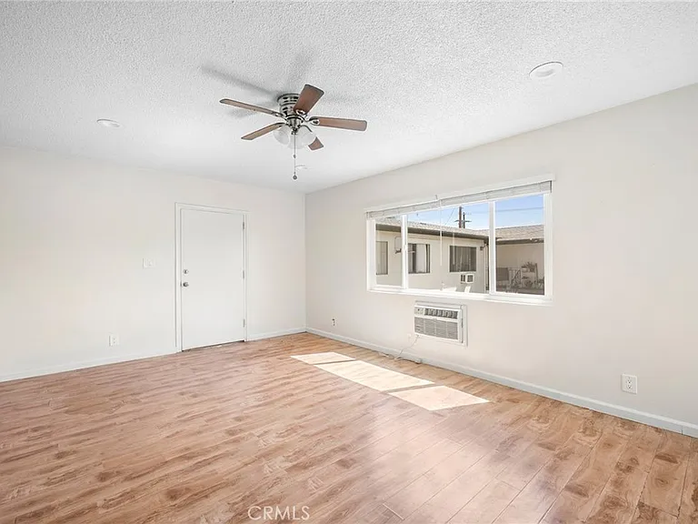 6915 Coldwater Canyon Ave — Photo 6