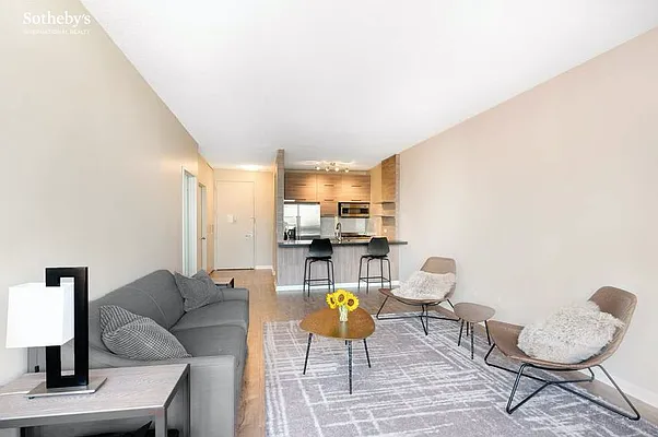 Rented by Sotheby's International Realty | media 3