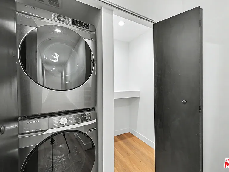 1907 S Corning St #1 — Photo 38