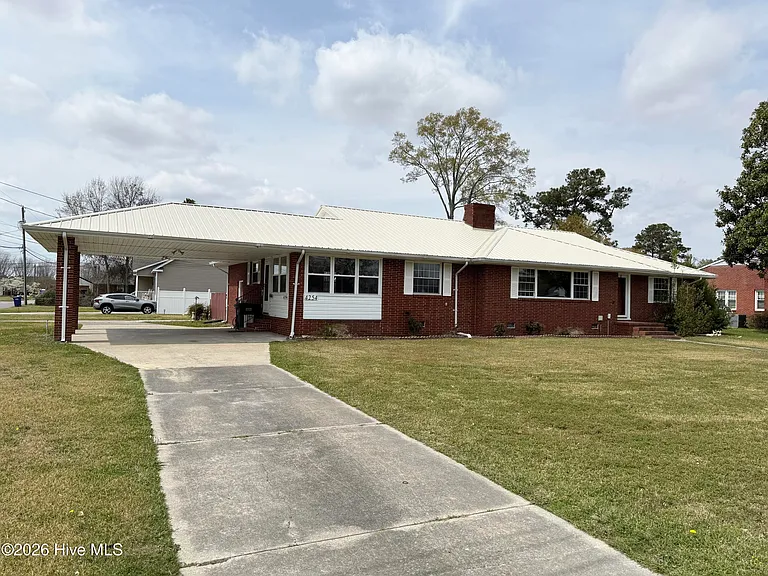 4254 Washington St — Photo 4