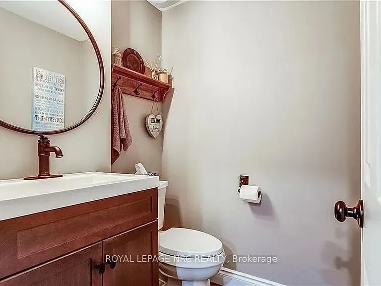 98 Shoreview Pl W #14 — Photo 18