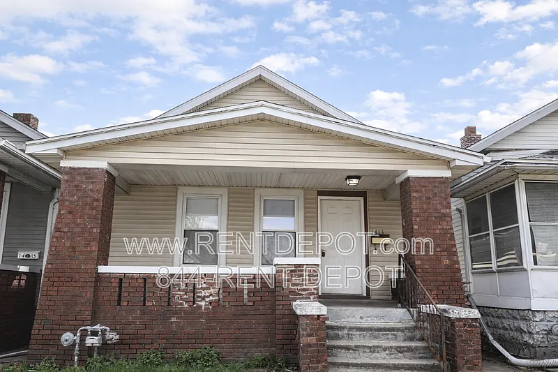 1413 E Indiana St photo 1
