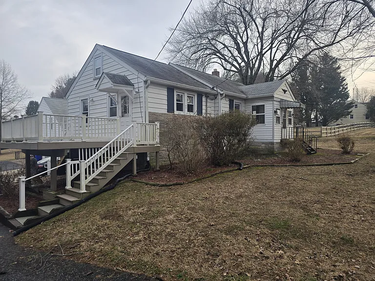 1815 Ednor Rd — Photo 8