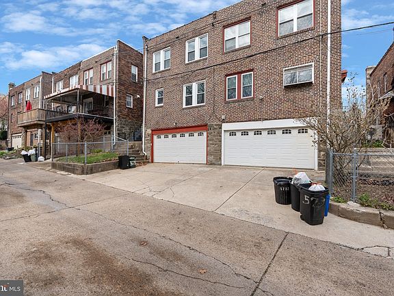 4th image of 5734 Woodbine Ave
