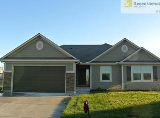 12205 E 214th St, Peculiar, MO 64078