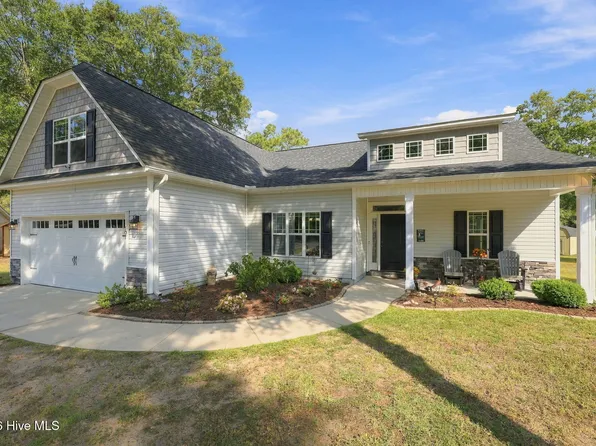 107 Sea Breeze Court, Hampstead, NC 28443