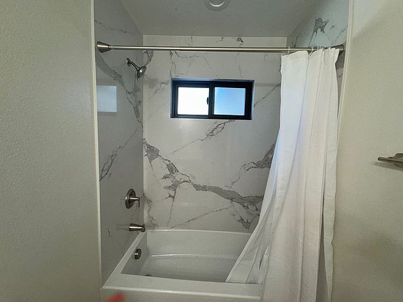 5th image of 1739 Grand Teton Dr