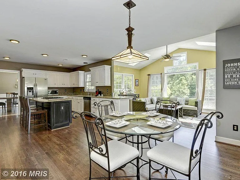 17533 Applewood Ln — Photo 12