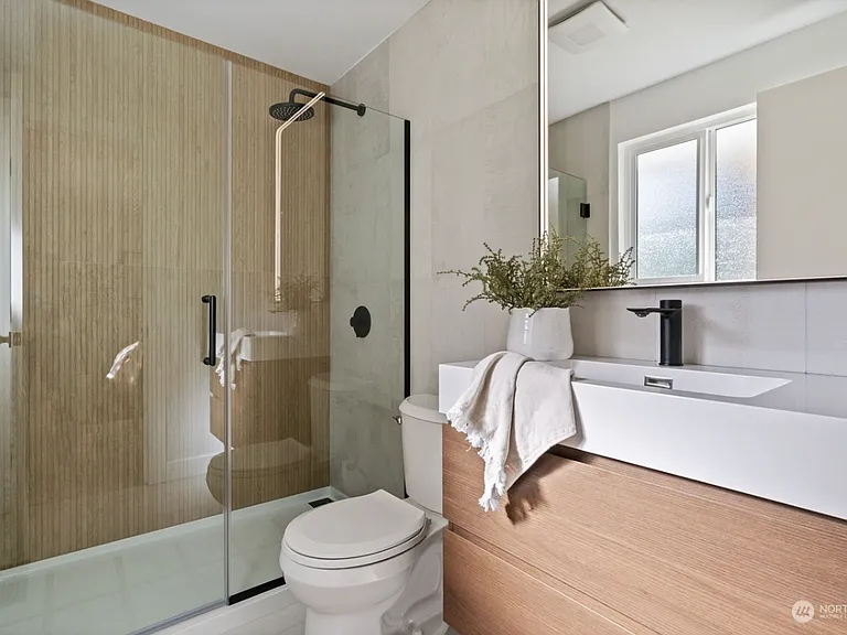 914 198th Pl SW — Photo 10