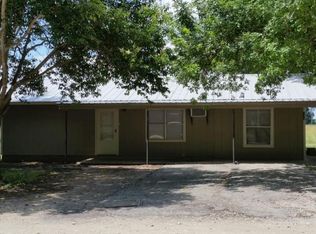 130 Colorado Dr, Maxwell, TX 78656